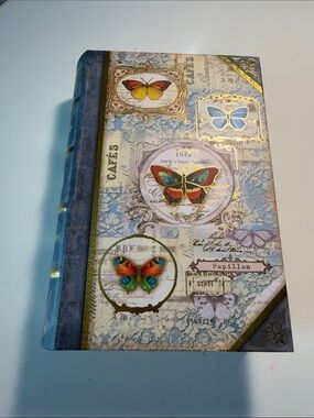 Vintage style Decorative Book Box Floral Butterfly design secret storage small b